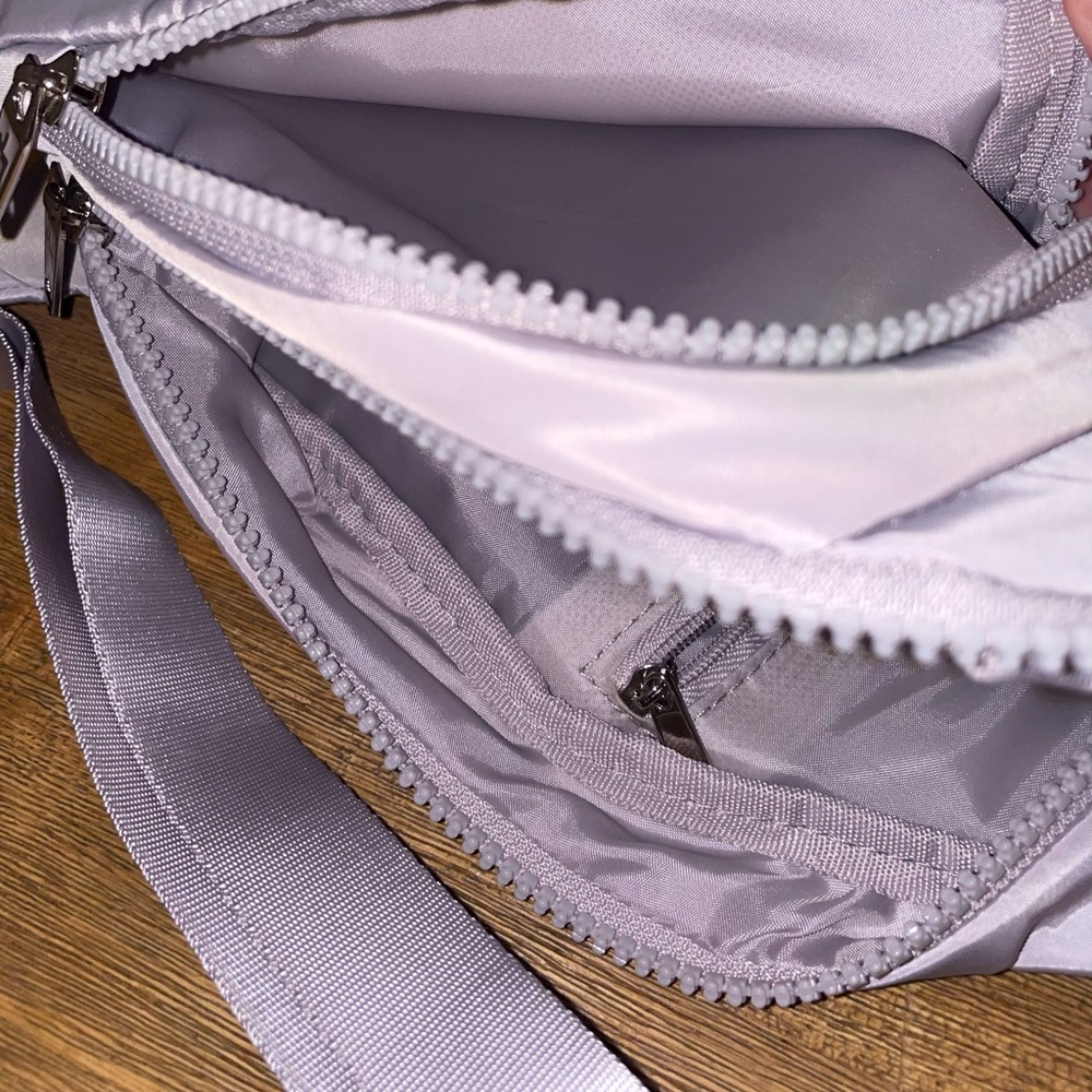 Sling mini Backpack - Picture 3 of 6